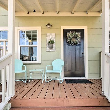 Charming Country Cottage, Walk To Main Street! Tomball Εξωτερικό φωτογραφία