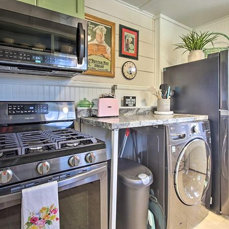 Charming Country Cottage, Walk To Main Street! Tomball Εξωτερικό φωτογραφία